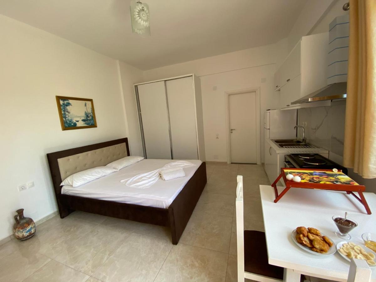 Am Apartment Sarandë Buitenkant foto