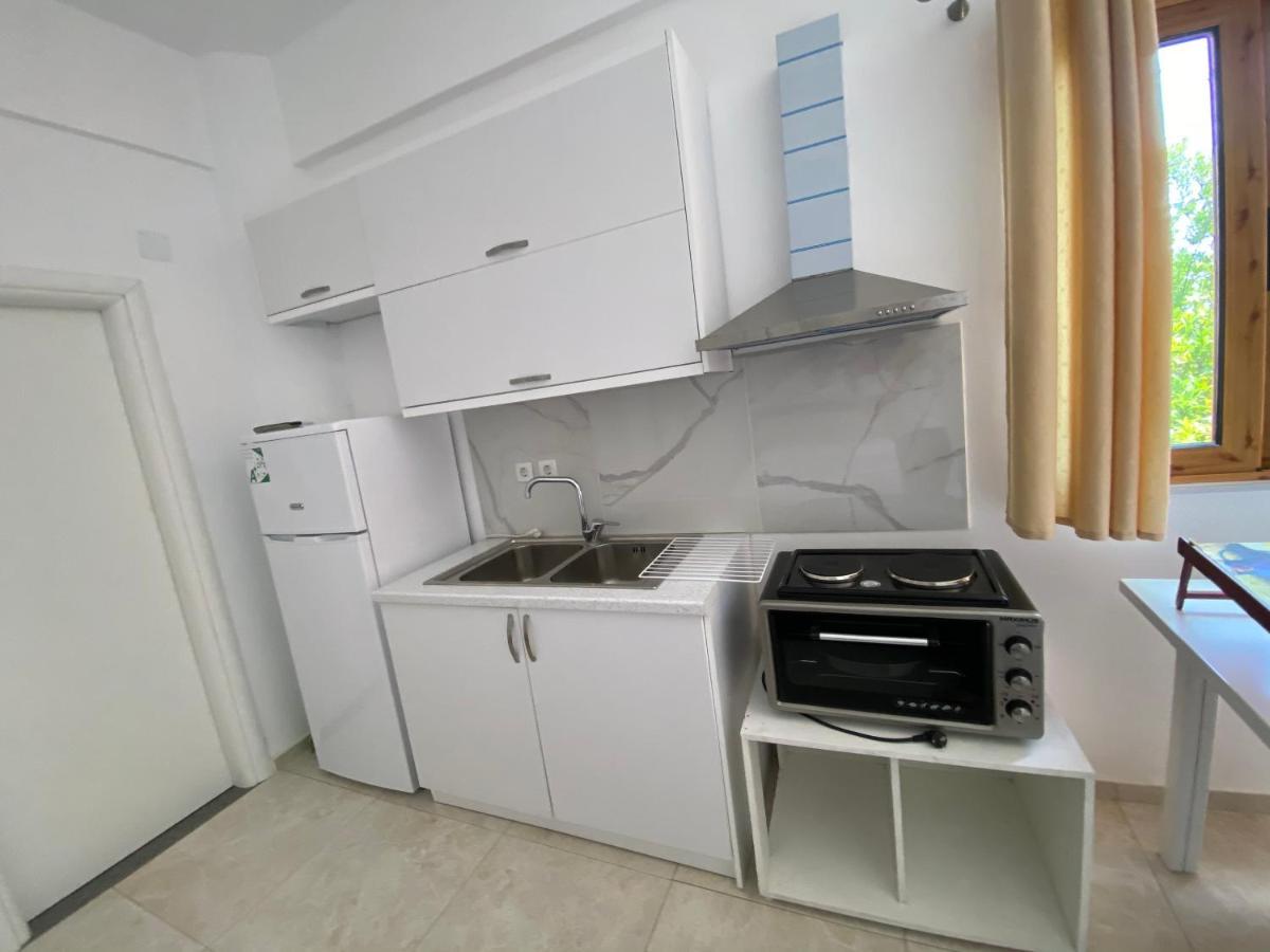 Am Apartment Sarandë Buitenkant foto