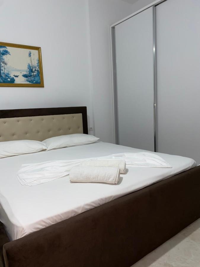 Am Apartment Sarandë Buitenkant foto
